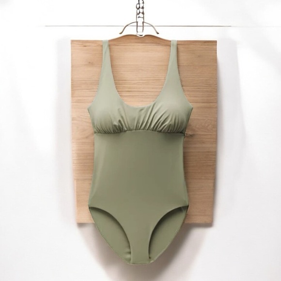 🌻NEW w.tag prAna XL Mallorca Sweet Agave Olive 1-Piece Bathing Suit $110 Retail - Picture 3 of 10